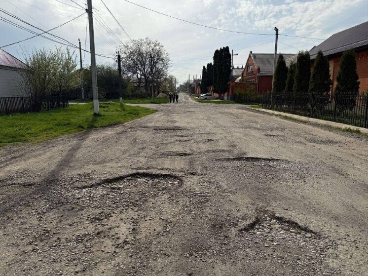 В ингушском Карабулаке благоустраивают участок улицы Градусова