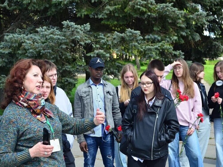 Библиотека Протвино организовала автобусную экскурсию по местам обороны Москвы