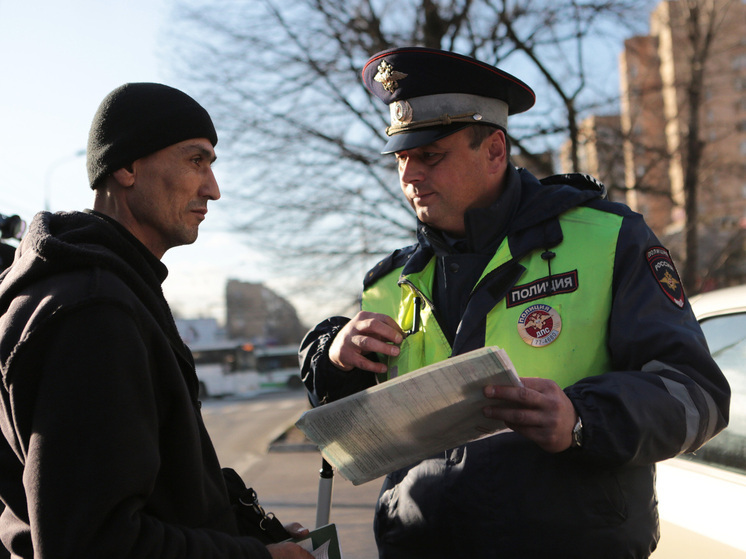 «Ъ»: Госдума рассмотрит законопроект об отзыве ГИБДД водительских прав