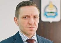 В Улан-Удэ Советский районный суд санкционировал арест министра транспорта, энергетики и дорожного хозяйства Бурятии Александра Гоге по подозрению в превышении должностных полномочий. 