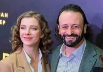 Серебряный призер Олимпиады в танцах на льду Илья Авербух шокировал публику неосторожным высказыванием. В недавнем интервью Ксении Собчак хореограф раскрыл подробности знакомства со своей нынешней женой Елизаветой Арзамасовой.