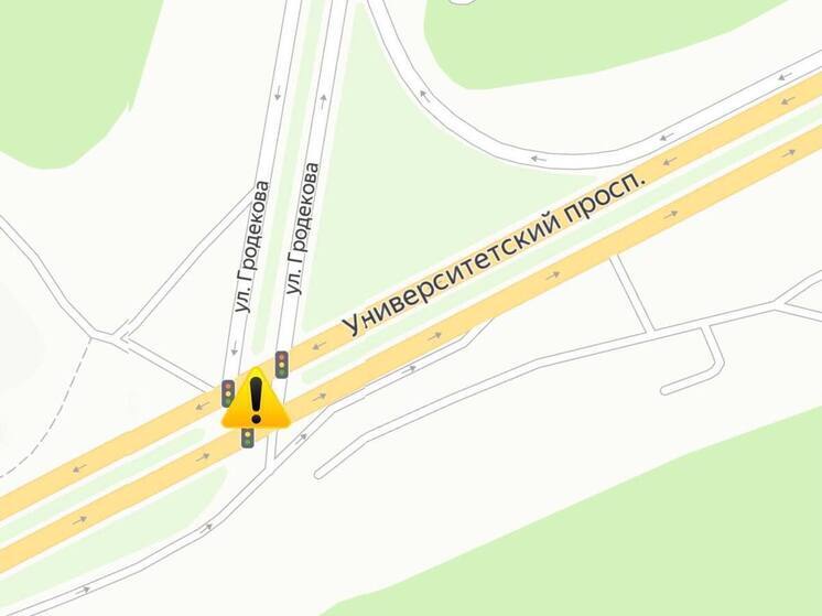 Водитель, будь бдителен: на Русском острове во Владивостоке отключились светофоры