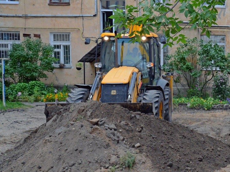 В Костроме началось благоустройство дворов в рамках нацпроекта