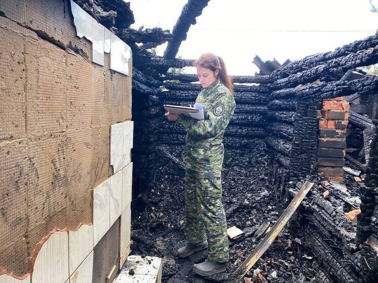 72-летняя женщина погибла при пожаре в Псковском районе