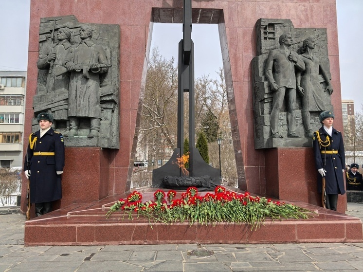Технология наклонного бурения: как в Твери на Смоленском захоронении организовали Вечный огонь