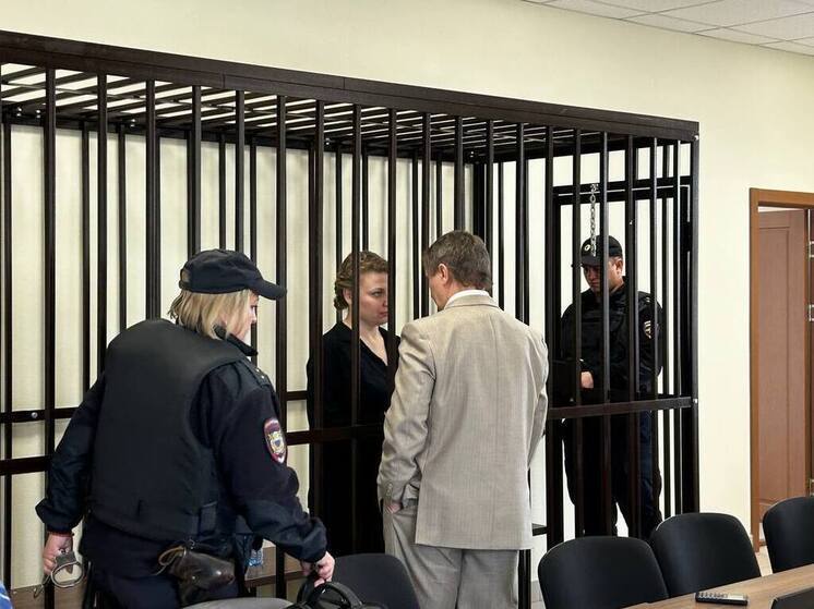 Процесс над бывшим директором «Жилфонда Барнаул» Людмилой Авдюхиной, обвиняемой в хищении денег клиентов компании, постепенно движется к финалу