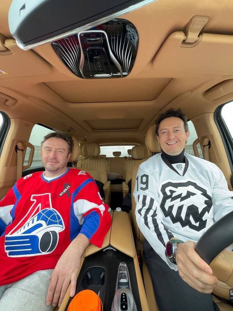 Матч «Локомотива» посетила звезда канала ТНТ