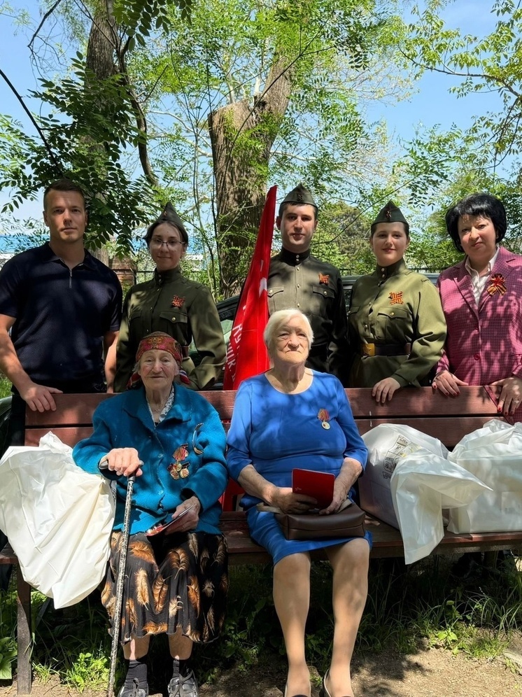 Депутат ЗСК Олег Бойченко поздравил с Днём Великой Победы