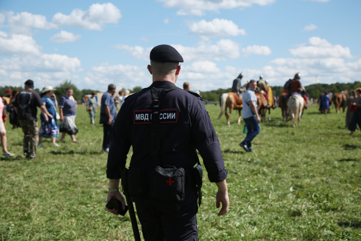 Против главы управления по делам миграции в регионе завели дело