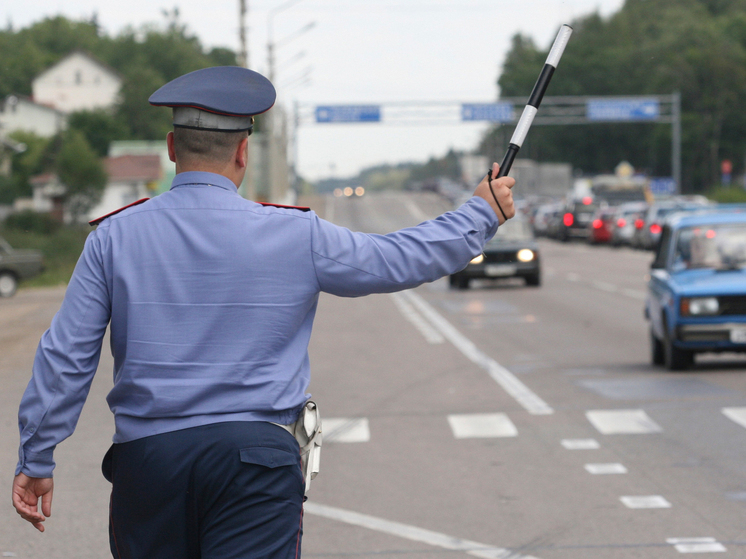 В Госдуме готовится к второму чтению законопроект, предусматривающий автоматическое и удаленное аннулирование водительских удостоверений