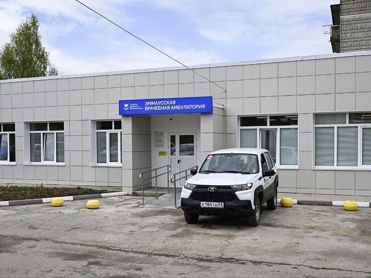 Игорь Руденя ознакомился с работой Эммаусской врачебной амбулатории под Тверью