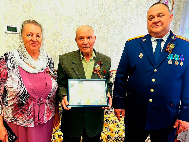 Тамбовские следователи почтили ветеранов войны в Рассказово