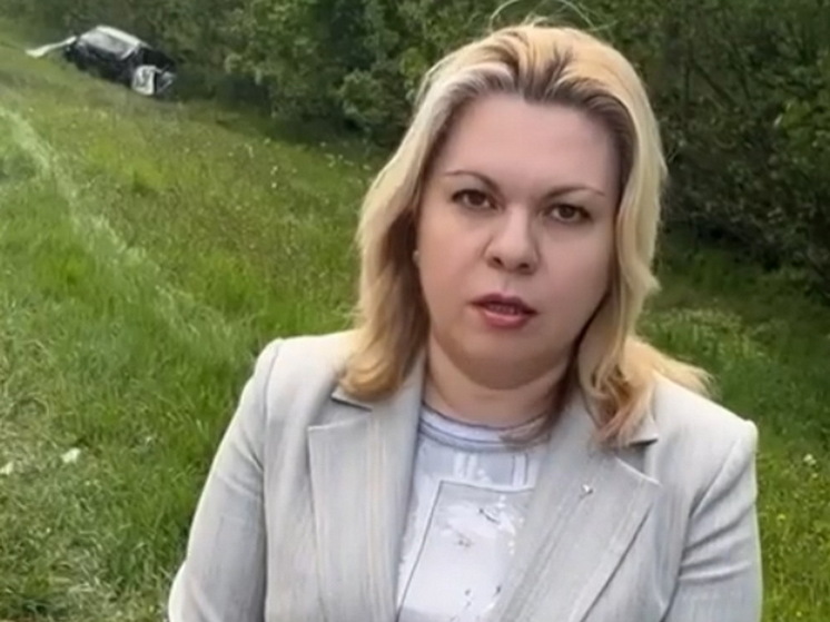 Напомним, что сегодня, 14 мая, в Железногорском районе Курской области на 44 километре трассы «Тросна - Калиновка» случилось массовое дорожно-транспортное происшествие, в результате которого есть погибшие