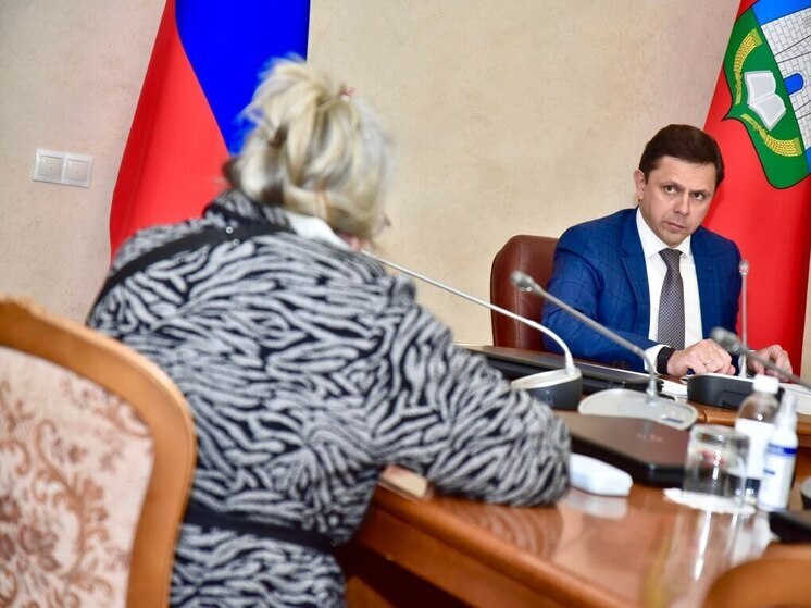 Очередной приём граждан провёл губернатор Орловской области