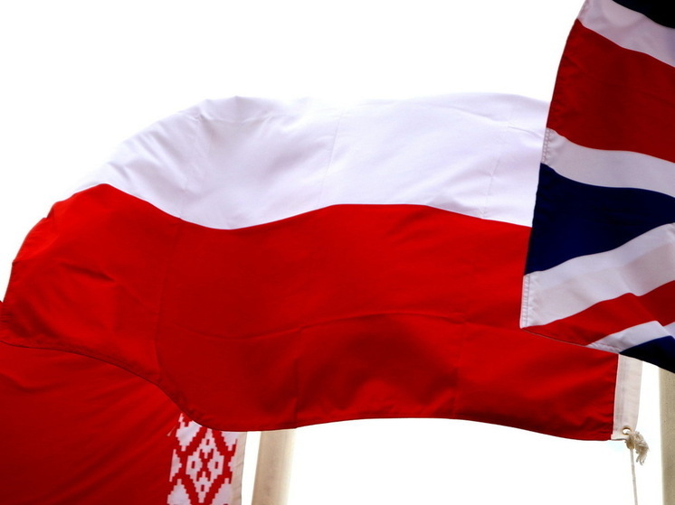 Times: в Польше за три года ухудшилось отношение к украинским беженцам