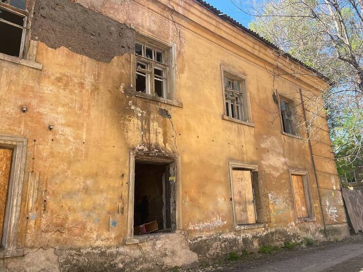 Власти Рязанской области займутся поиском владельцев заброшенных домов