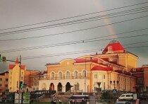 Время идет, столица Бурятии стремительно преображается и вместе с этим теряет часть старых народных топонимов. Молодые горожане уже не знают, что такое «вертолетка», где находится «гортоп» и почему родители, вспоминая детство, часто упоминают названия американских штатов.