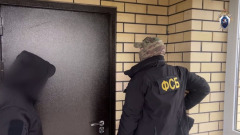 В Челябинске за взятки задержан экс-начальник отдела ГАИ: кадры с места событий