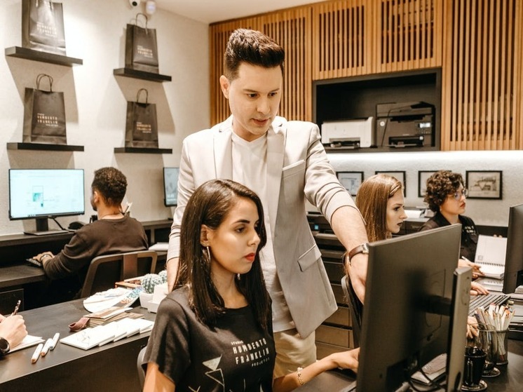 «Готовятся массовые увольнения»: что уготовлено работающим россиянам