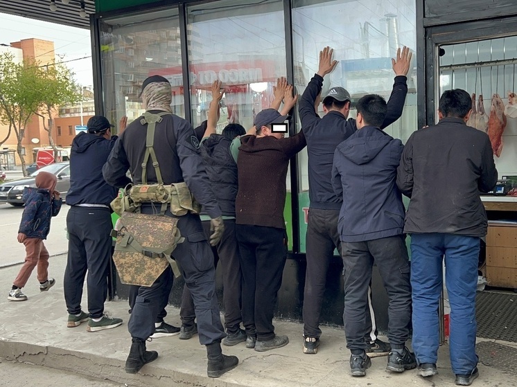 Силовики проверили рейд по выявлению нелегальных мигрантов в Екатеринбурге