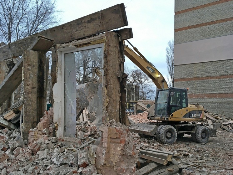 В Саратове нет денег на снос домов