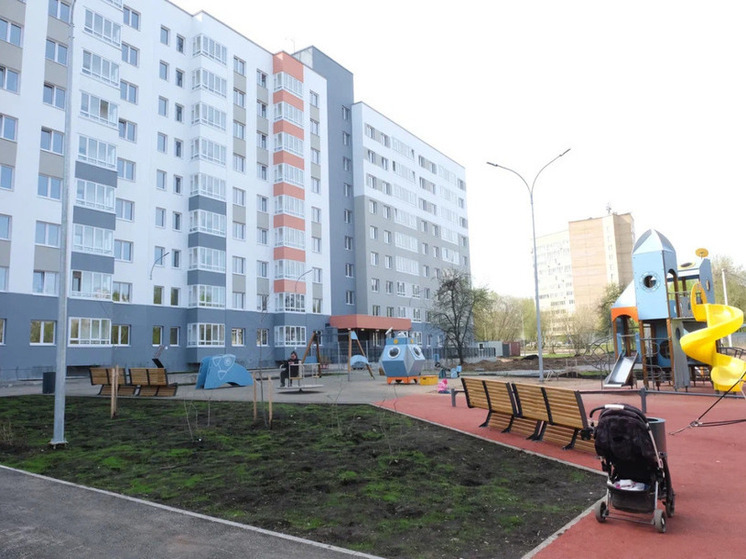 В Свердловском районе Перми, на Нейвинской, 3а, построен еще один муниципальный дом, предназначенный для переселения жителей из аварийного жилья