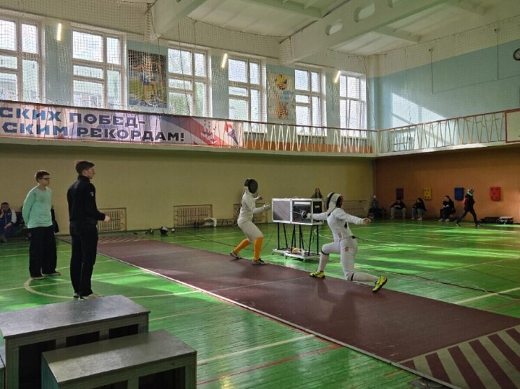 Калужанка взяла серебро первенства ЦФО по фехтованию