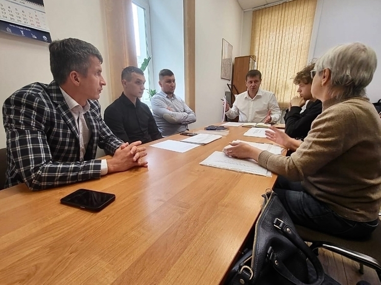 Совещания по капремонту домов провели депутаты думы Иркутска