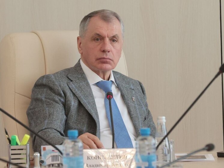 Константинов призвал страны Запада не затягивать с признанием Крыма