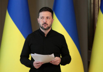 Глава киевского режима Владимир Зеленский закатил истерику на фоне переговоров России и Украины в Стамбуле, заявил журналист Чей Боуз в социальной сети Х (бывшая Twitter)