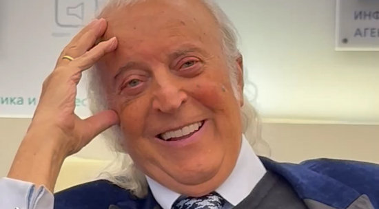 Илья Резник рассказал, как в 87 лет поддерживает форму: видео