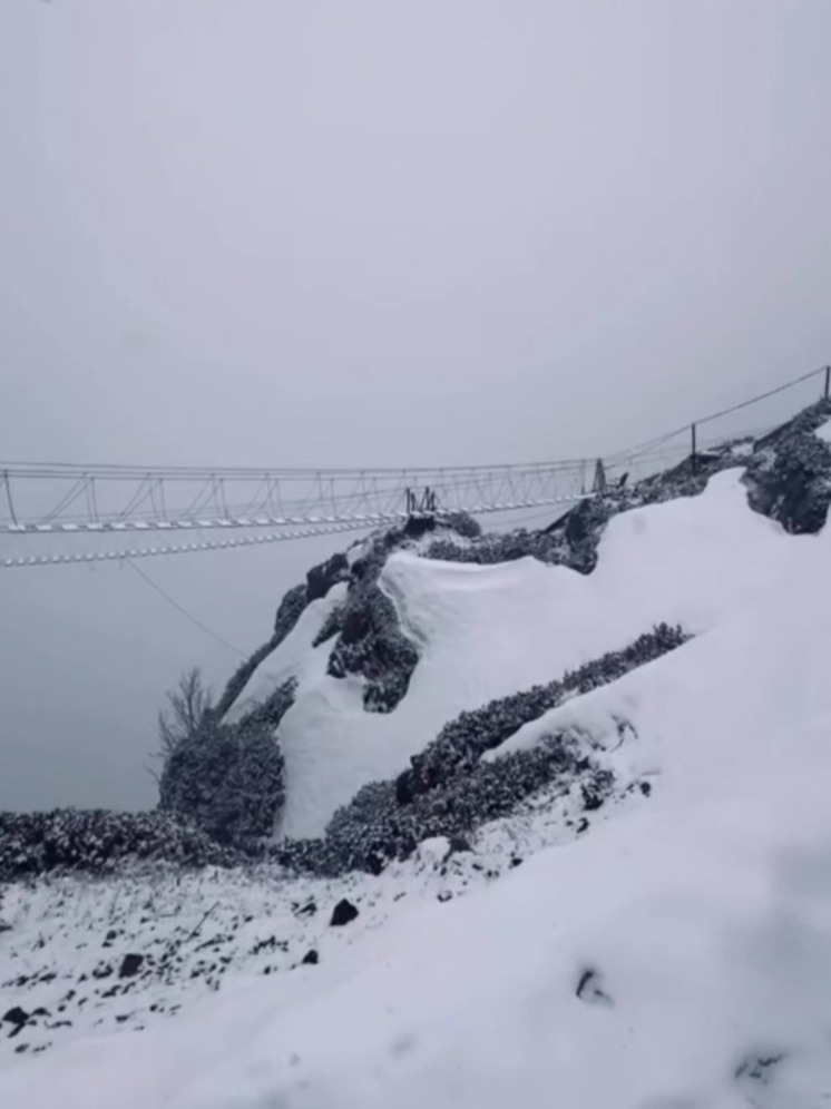 В горах Сочи 15 мая пошёл снег