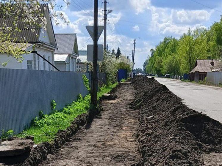 В Колышлее начались работы по благоустройству пешеходной зоны