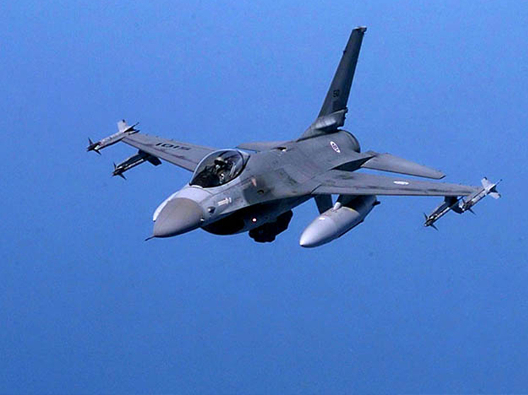 В ночь на 16 мая Украина потеряла очередной истребитель F-16