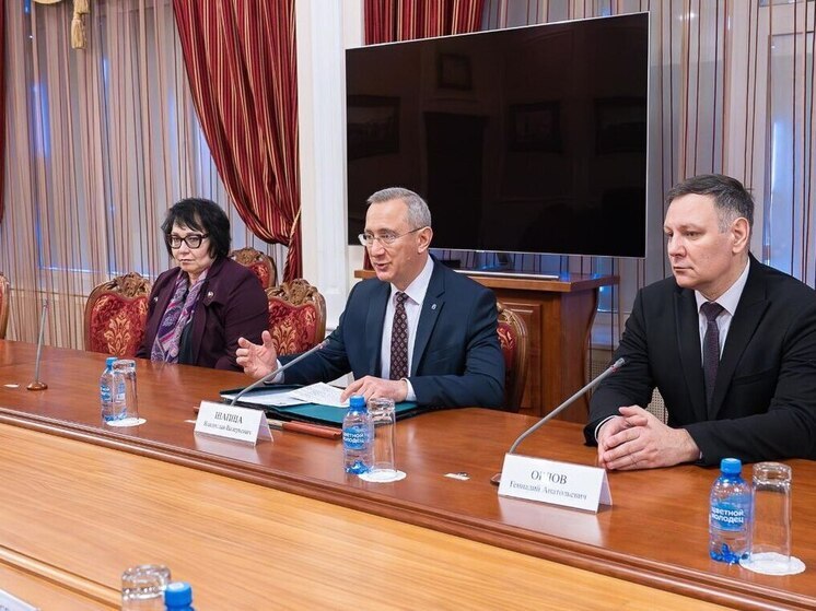 Калужский губернатор обсудил проблемные вопросы в грузоперевозках с главой МЖД