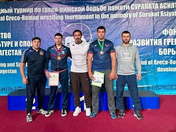 Крымчане стали призерами Международного турнира по греко-римской борьбе