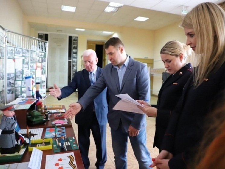 Выставка «Полицейский Дядя Степа-2025» открылась в Псковской области