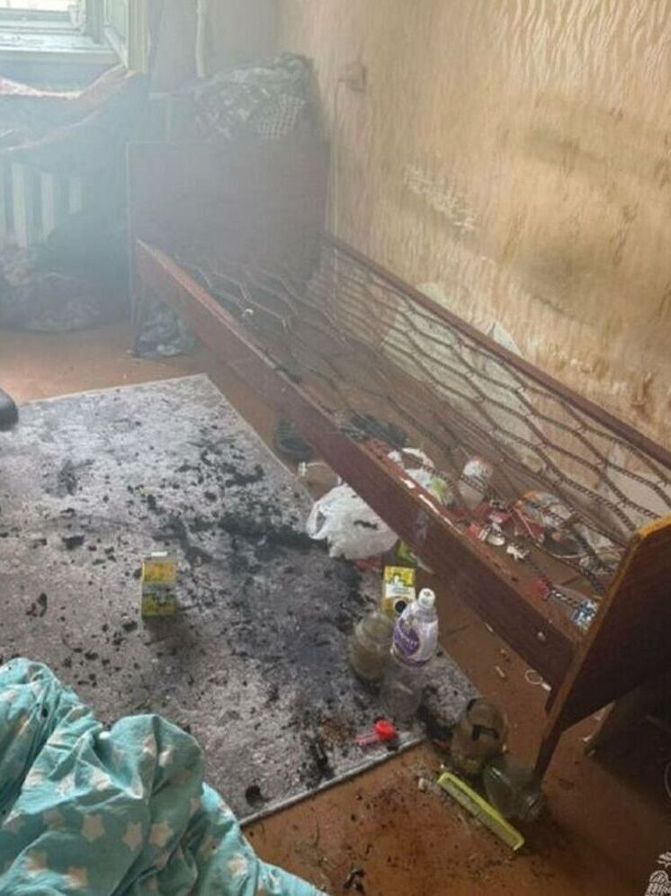 Курильщика спасли на пожаре в Братске