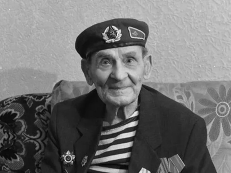 99-летний ветеран из Казахстана умер после того, как его сбила с ног девочка