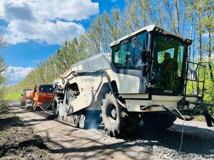В Солнцевском районе Курской области ремонтируют 14 км автодороги