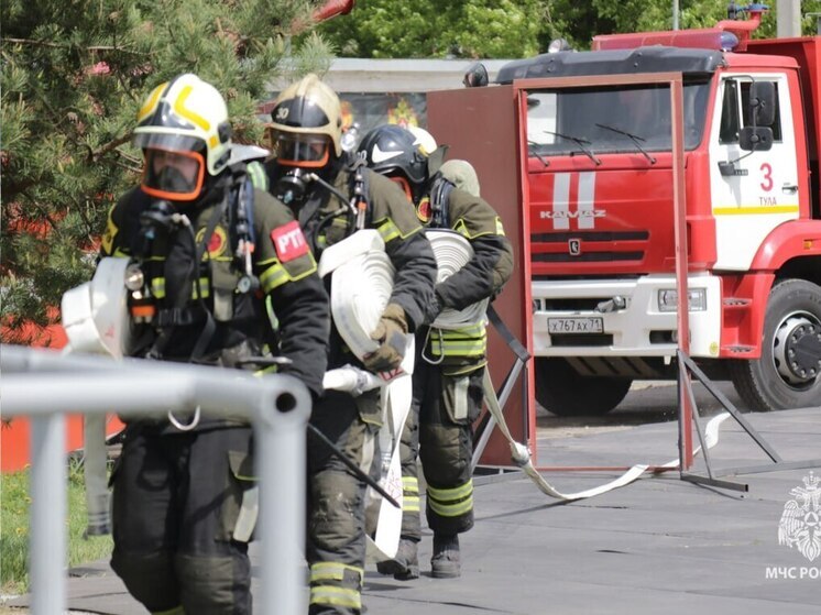 В Туле выбрали лучшее звено газодымозащитной службы МЧС