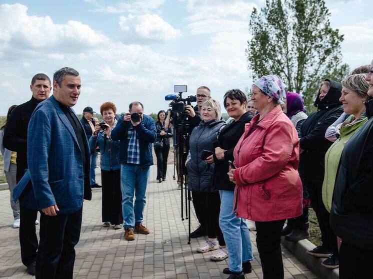 Временно исполняющий обязанности губернатора Курской области Александр Хинштейн сообщил о том, что в минувший четверг, 15 мая, он приехал в Касторенский район, где осмотрел местные социальные объекты