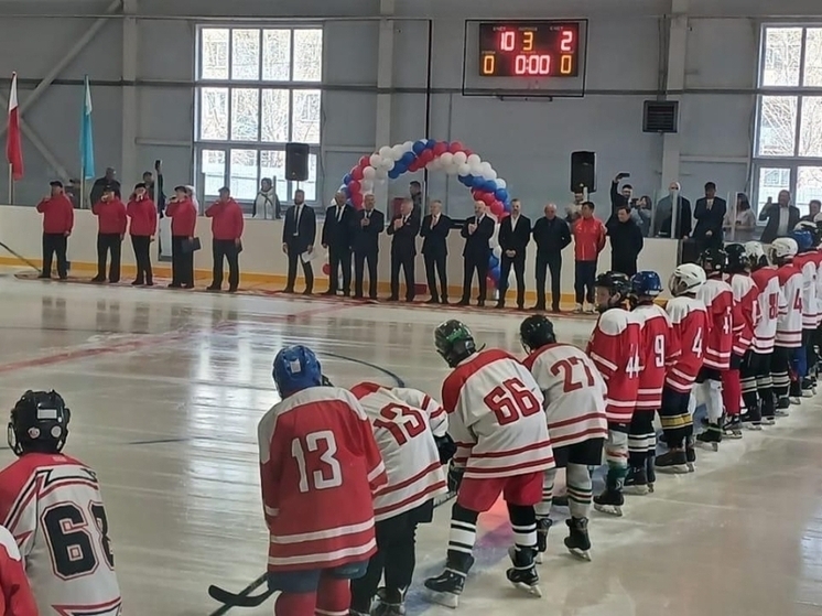 Ледовую арену открыли в поселке Забайкалья