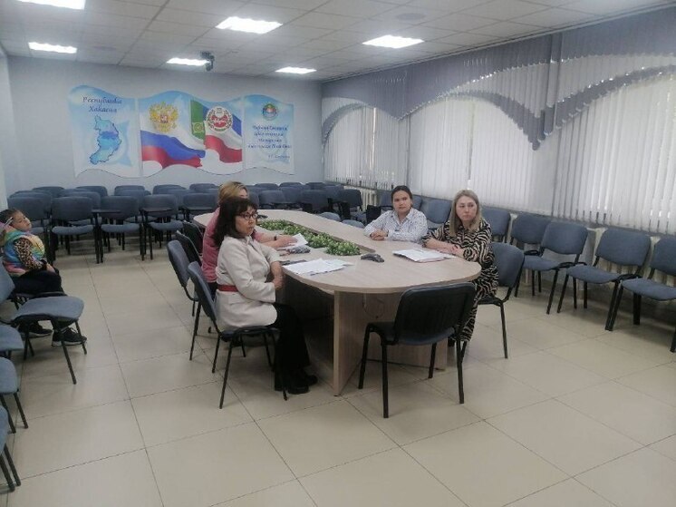 Хакасская гимназия начнет принимать детей после экзамена по национальному языку