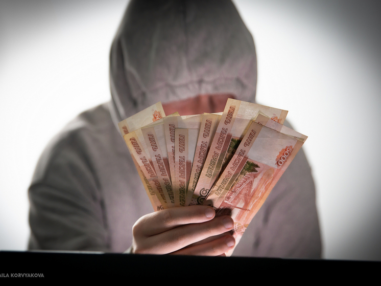 Мошенники заставили девочку из Карелии передать данные родительских карт
