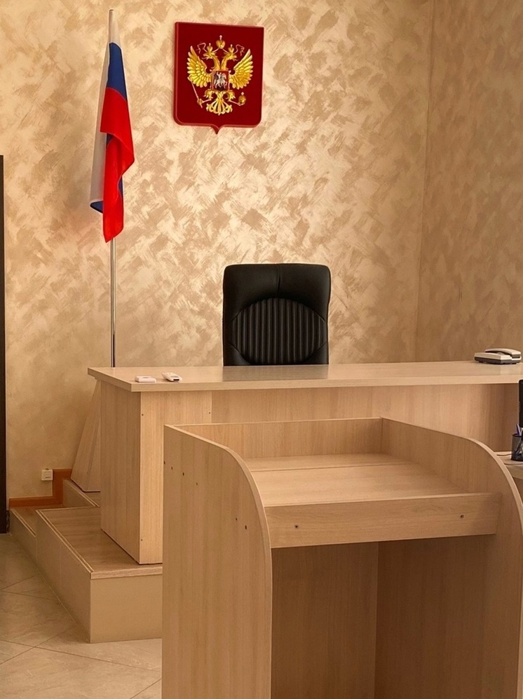 Жительнице Липецкой области присудили неустойку и компенсацию за ожидание мебели