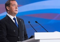 Зампред Совбеза России Дмитрий Медведев обратился с предостережением к "врагам России, выдвигающим переговорные ультиматумы"