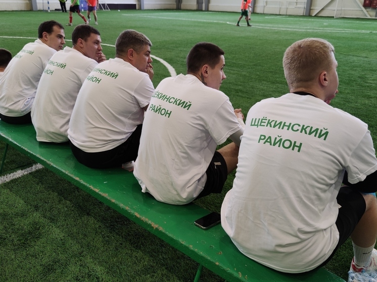 Члены тульских органов местного самоуправления устроили турнир по мини-футболу