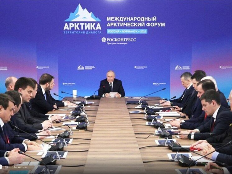 По поручению президента в ЯНАО построят мост через Обь