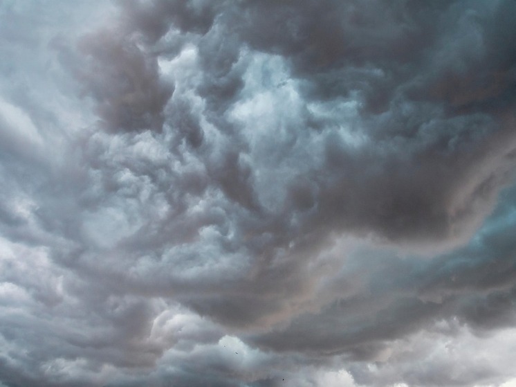 Небольшой дождь и гроза ожидаются в Томске 18 мая